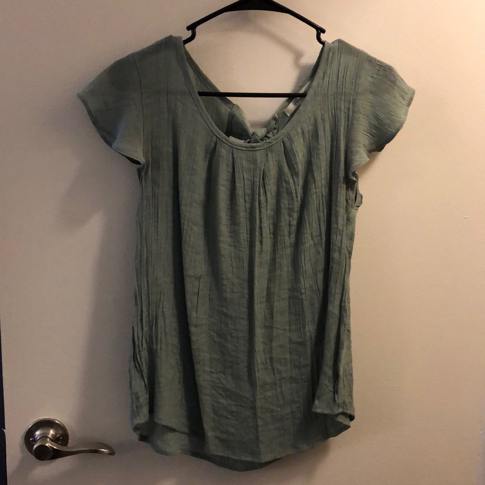 Woman’s dress shirt